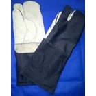 Local Combination Of Gloves 1