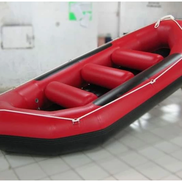 Perahu Karet Rafting